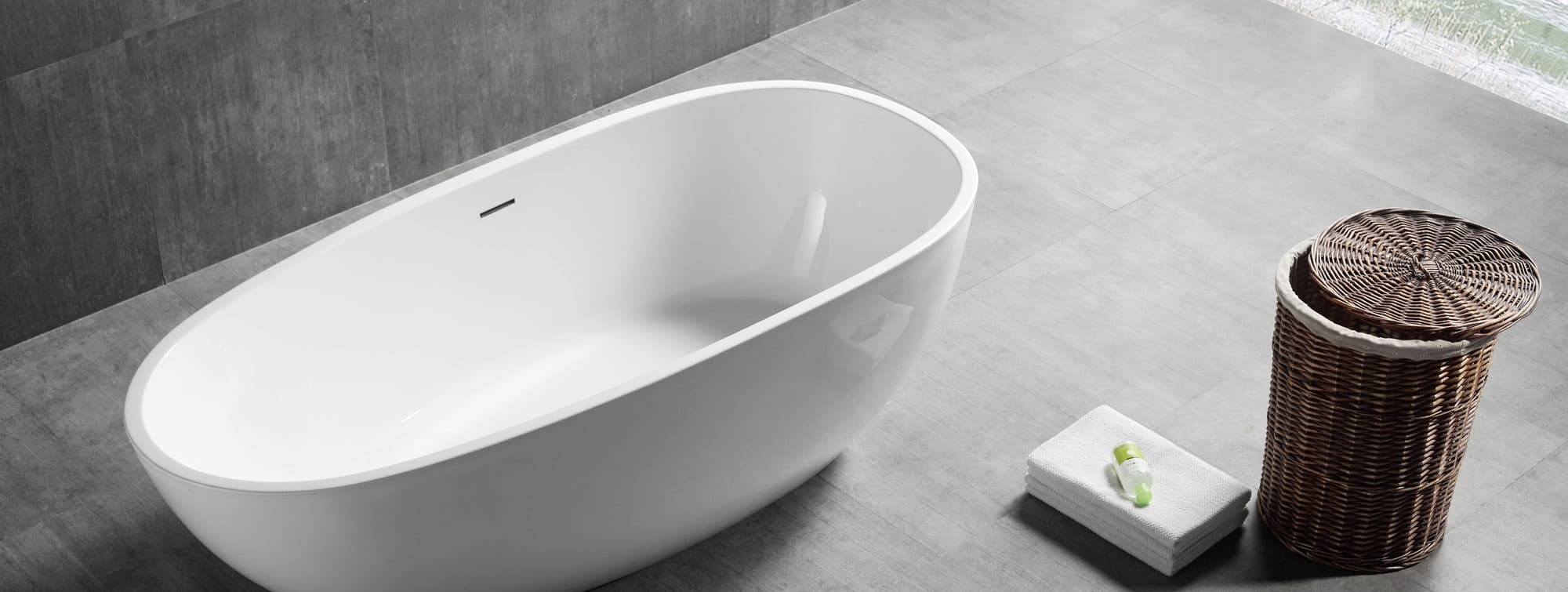 Wink Bathtub